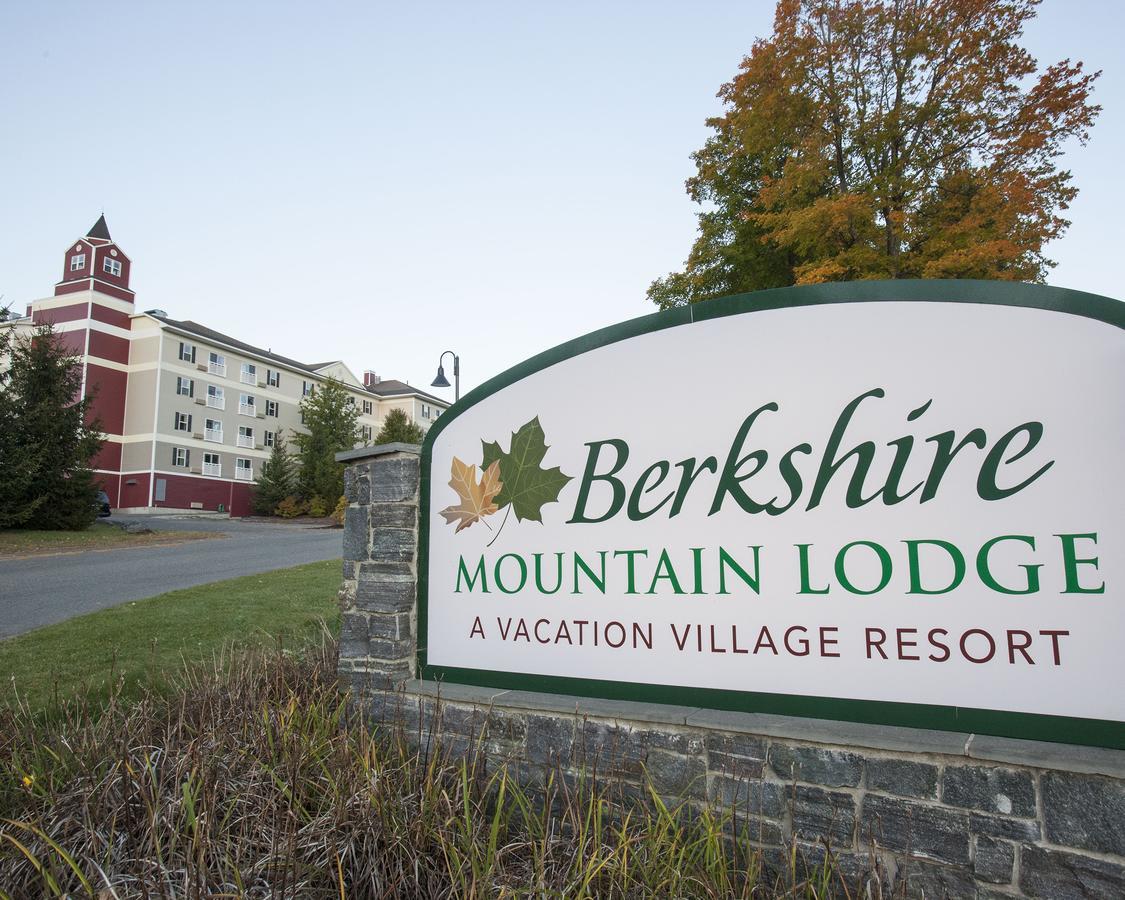 Berkshire Mountain Lodge Питсфилд Экстерьер фото
