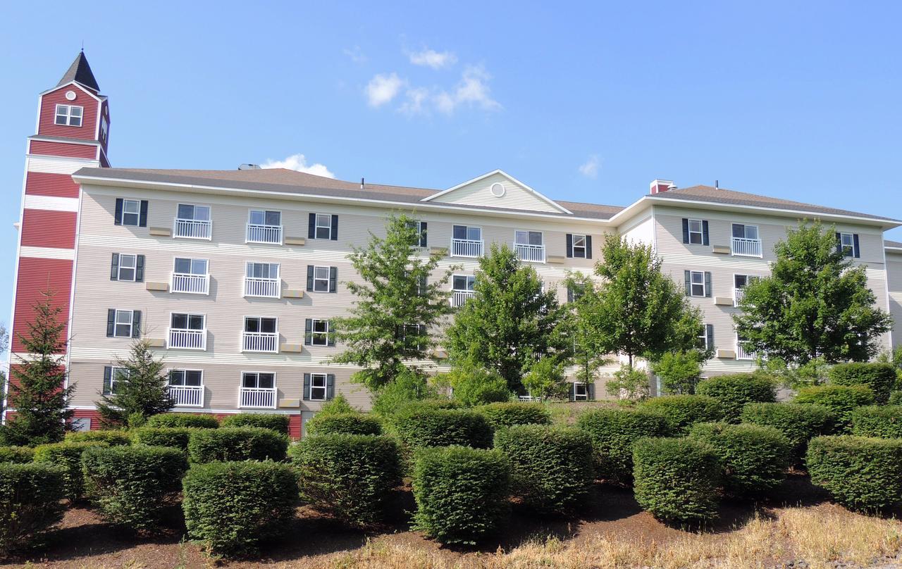 Berkshire Mountain Lodge Питсфилд Экстерьер фото